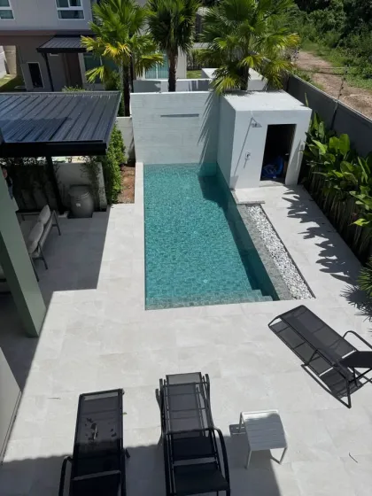 Villa moderna de 2 plantas cerca del BIS International School