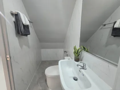 Neu renoviertes 3-Schlafzimmer Reihenhaus in Wichit, Phuket
