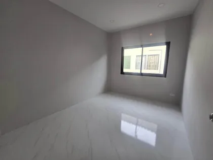 Neu renoviertes 3-Schlafzimmer Reihenhaus in Wichit, Phuket