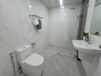 Neu renoviertes 3-Schlafzimmer Reihenhaus in Wichit, Phuket