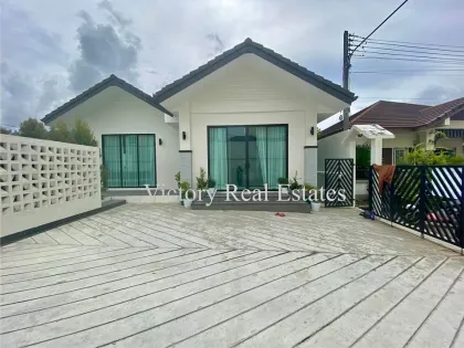 Spacieuse villa 4 chambres avec piscine privée à Kathu