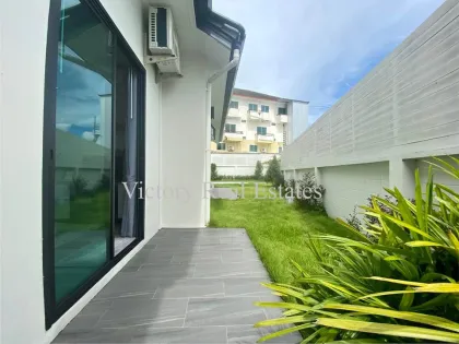 Spacieuse villa 4 chambres avec piscine privée à Kathu