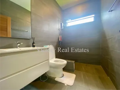 Spacieuse villa 4 chambres avec piscine privée à Kathu