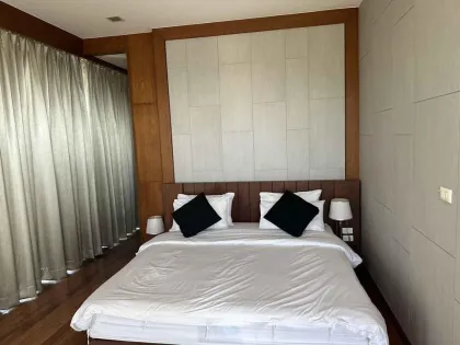 Sea View 2-Bedroom Corner Unit Near Karon & Kata Beaches