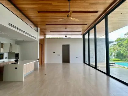 Villa de luxe 4 chambres avec piscine à Botanica Foresta, Bangtao