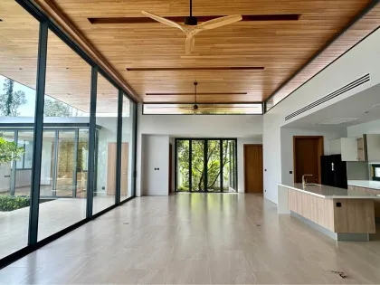 Villa de luxe 4 chambres avec piscine à Botanica Foresta, Bangtao
