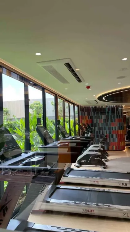 คอนโด 1 ห้องนอนใหม่พร้อมวิวสระว่ายน้ำที่ The Base Rise ภูเก็ต