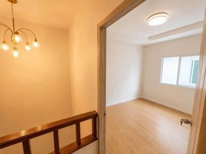 Schön renoviertes Familienhaus mit 4 Schlafzimmern in Wichit