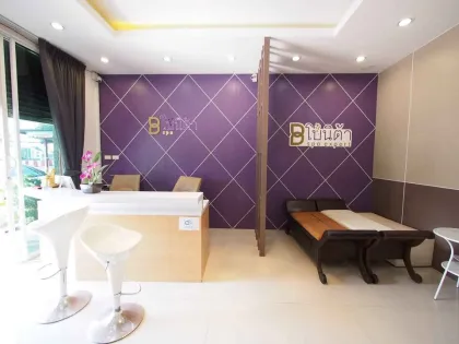 查龙区三层商用楼，5卧3卫