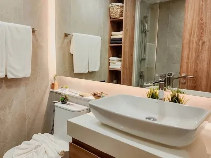 Stylisches Duplex-Apartment in der ruhigen Surin-Region