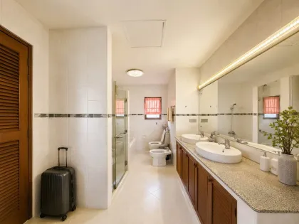 Spacious 4-Bedroom Villa for Sale in Koh Kaew, Phuket