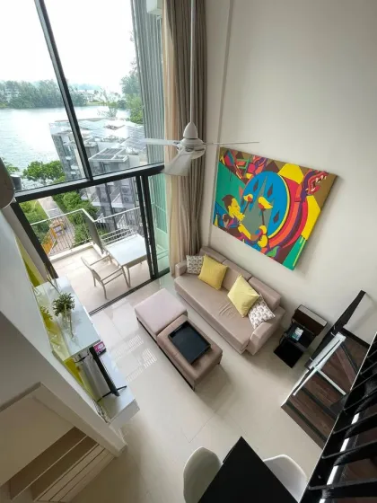 Penthouse mit 2 Schlafzimmern und 2 Bädern in Cassia Phuket Laguna mit Seen- und Meerblick