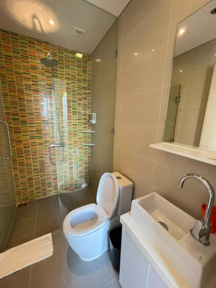Penthouse mit 2 Schlafzimmern und 2 Bädern in Cassia Phuket Laguna mit Seen- und Meerblick