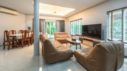 Traditional Thai-style Villa with 4 Bedrooms in Rawai
