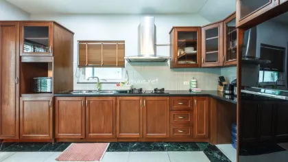 Traditional Thai-style Villa with 4 Bedrooms in Rawai