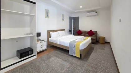 Charming Thai-style Villa with 7 Beds and 7 Baths in Kata Hillside