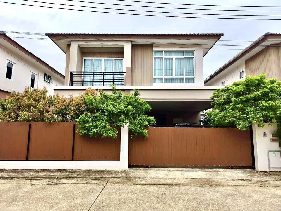 Дом с 4 спальнями и 3 ванными в проекте Phuket Villa Mana Kathu Lake