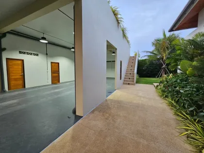 5-Bedroom Villa with Private Pool in Cherng Talay