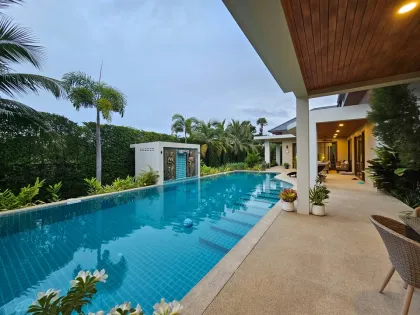 5-Bedroom Villa with Private Pool in Cherng Talay