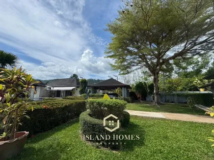 Spacious 4-Bedroom Pool Villa with Large Garden Near Yamu, Phuket