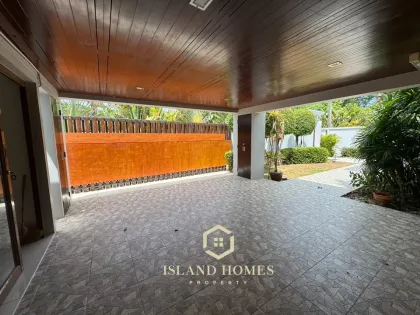 Spacious 4-Bedroom Pool Villa with Large Garden Near Yamu, Phuket