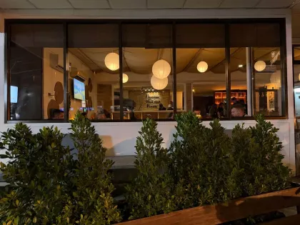 Affaire à vendre : Restaurant entièrement équipé à la plage de Surin