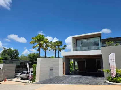 Villa de luxe moderne en colline avec piscine privée à Si Sunthon