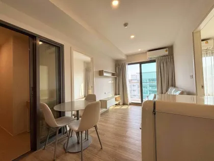 Угловая квартира с 2 спальнями и 1 ванной в Phyll Condo Пхукет