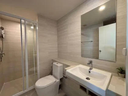 Угловая квартира с 2 спальнями и 1 ванной в Phyll Condo Пхукет