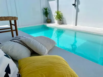 Modern 2-Bedroom Pool Villa in Ananda Lake View, Bang Tao