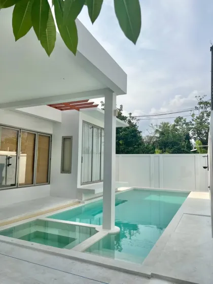 Modern 2-Bedroom Pool Villa in Ananda Lake View, Bang Tao