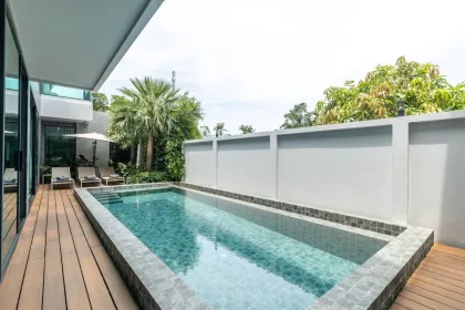 Luxusvilla mit 4 Schlafzimmern und privatem Pool in Rawai, Phuket
