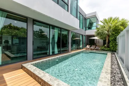 Luxusvilla mit 4 Schlafzimmern und privatem Pool in Rawai, Phuket