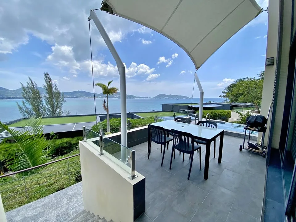 เพนท์เฮาส์ 2 ห้องนอน พร้อมวิวทะเลที่ Indochine Resort, ป่าตอง