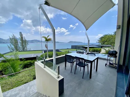 เพนท์เฮาส์ 2 ห้องนอน พร้อมวิวทะเลที่ Indochine Resort, ป่าตอง