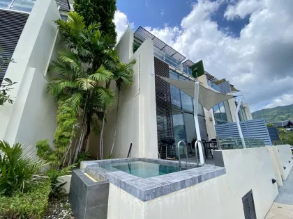 เพนท์เฮาส์ 2 ห้องนอน พร้อมวิวทะเลที่ Indochine Resort, ป่าตอง