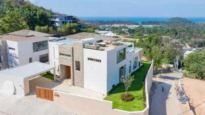 Villa avec piscine privée et vue mer à Layan, Phuket