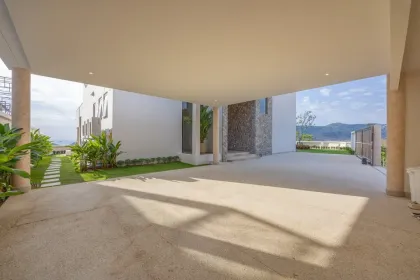 Villa avec piscine privée et vue mer à Layan, Phuket
