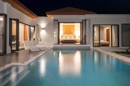 4-Bedroom, 4.5-Bath Villa for Sale in Rawai, Phuket