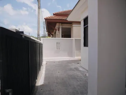 Maison individuelle moderne rénovée de 3 chambres à Thalang