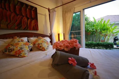Villa Liza Zantara Chic, 2-Bedroom Private Pool Villa in Chalong