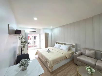 Neu renovierte 1-Zimmer-Wohnung nahe der Phuket Rajabhat Universität