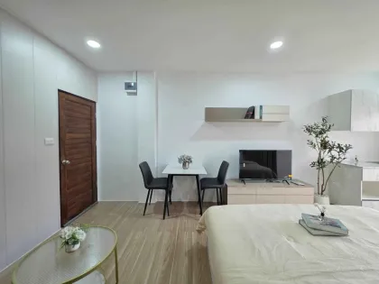 Neu renovierte 1-Zimmer-Wohnung nahe der Phuket Rajabhat Universität