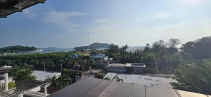 Apartamento de 3 habitaciones y 3 baños con vista al mar en Cape Panwa