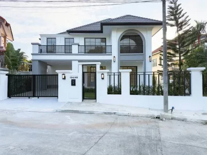 Villa classique moderne et luxueuse 3 chambres à Phuket Town