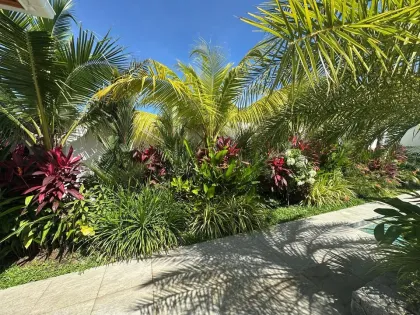 Villa privada nueva de lujo con piscina 4 dormitorios 4 baños en Rawai