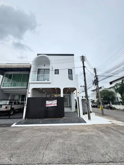 Chaofa Garden Home 3, Koh Kaew - Corner 2-Storey Townhouse in Phuket