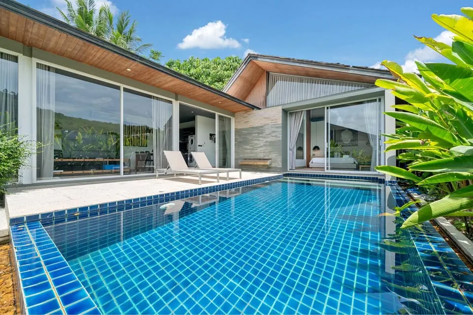 Zweizimmer-Poolvilla in der Nähe des Layan-Strandes