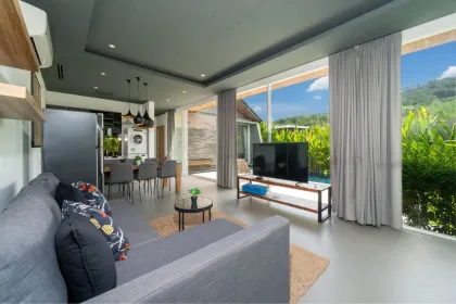 Zweizimmer-Poolvilla in der Nähe des Layan-Strandes