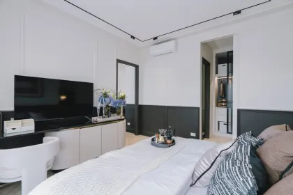 Luxus-Wohnung am Strand mit 2 Schlafzimmern und 2 Bädern nahe Bang Tao Strand
